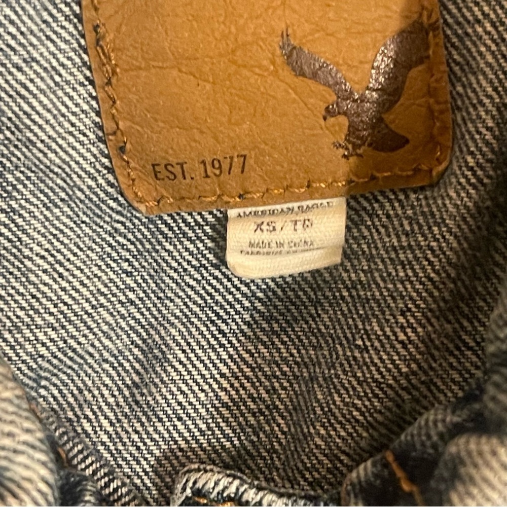 Women’s Abercrombie Jean Vest - Picture 4 of 6